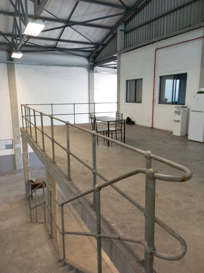 To Let Commercial Property for Rent in Matroosfontein Western Cape